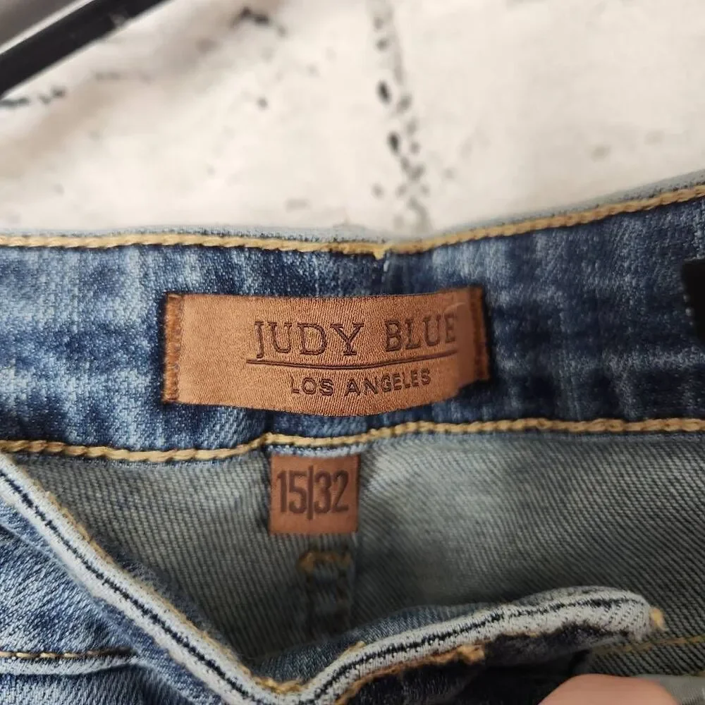 Judy Blue Womens Blue Denim Raw Hem Straight Fit Jeans Medium Wash Size 15/32 - Picture 6 of 13